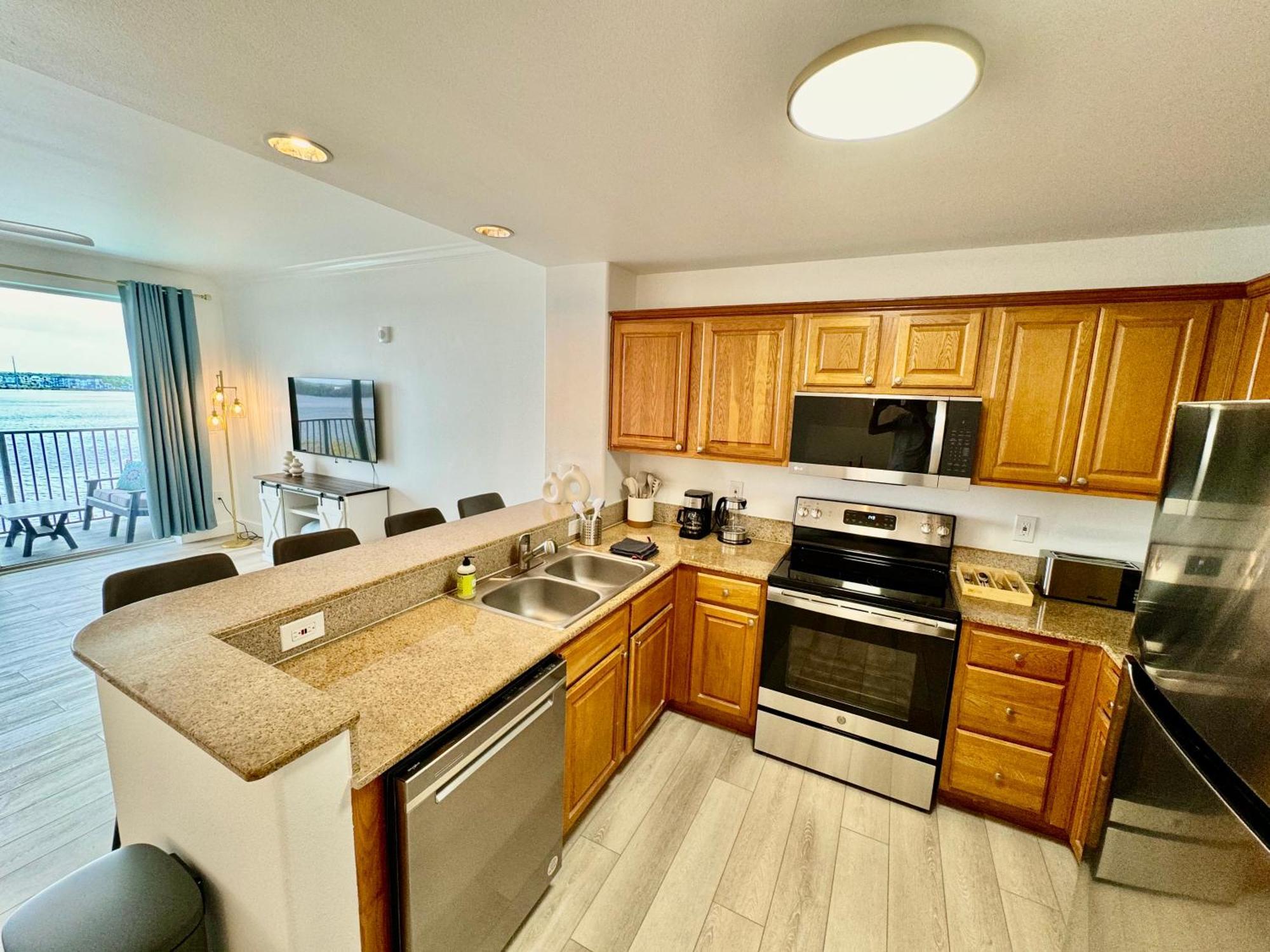 Balcony King Suite - Lake & Pool View ออร์ลันโด ภายนอก รูปภาพ